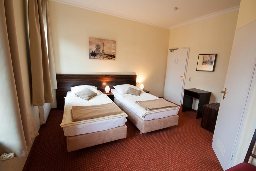 Linde Restaurant & Hotel Nussloch Luaran gambar